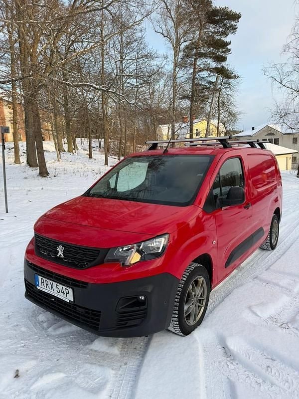 Begagnad Peugeot Partner 130 HK (95 kW) 2019 Minibuss