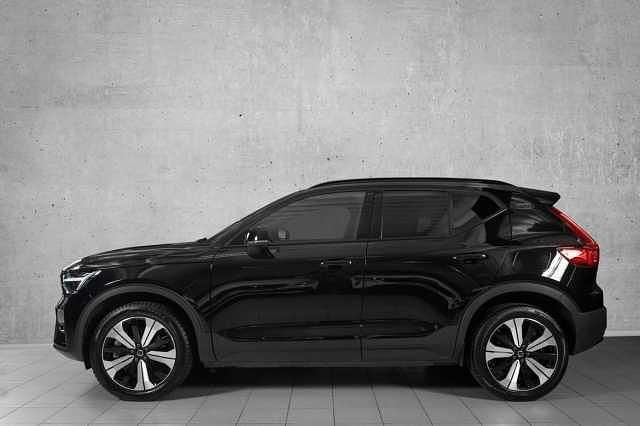 Begagnad Volvo XC40 Plus 175 kW (238 HK) 2023 Svart SUV