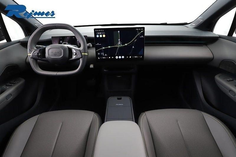 Ny Lynk & Co 02 200 kW (272 HK) 2025 Grid gray metallic Sedan