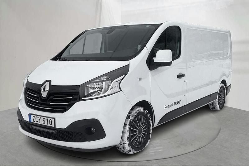 Vit Begagnad 2018 Renault Trafic Minibuss | 125 000 kr (Superpris) - Bild 1/4