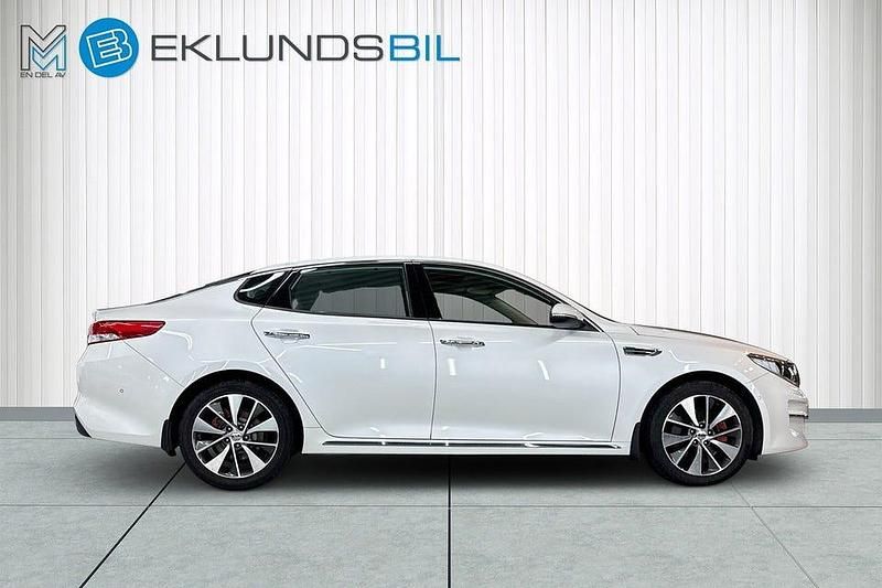 Begagnad Kia Optima Launch Edition 141 HK (103 kW) 2016 Vit Sedan