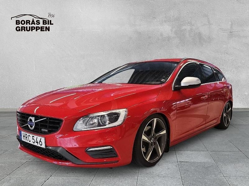 Röd Begagnad 2015 Volvo V60 Business Edition Kombi | 115 000 kr (Marknadspris) - Bild 1/4
