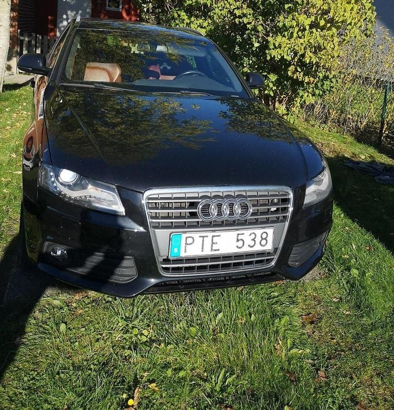 Svart Begagnad 2009 Audi A4 Kombi | 50 000 kr (Marknadspris) - Bild 1/4