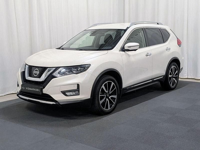 Vit Begagnad 2017 Nissan X-Trail 360º SUV | 168 900 kr (Marknadspris) - Bild 1/4