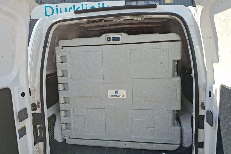 Vit Begagnad 2016 Nissan NV200 Van | 59 000 kr (Marknadspris) - Bild 1/4
