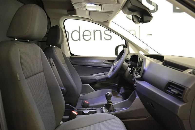 Ny VW Caddy 2026 Vit Minibuss