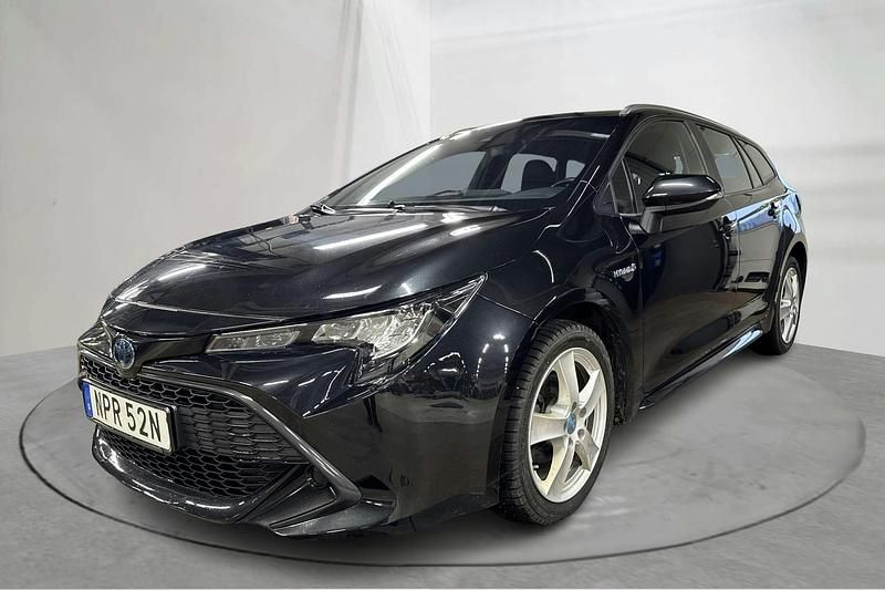 Svart Begagnad 2020 Toyota Corolla Kombi | 227 000 kr (Marknadspris) - Bild 1/4