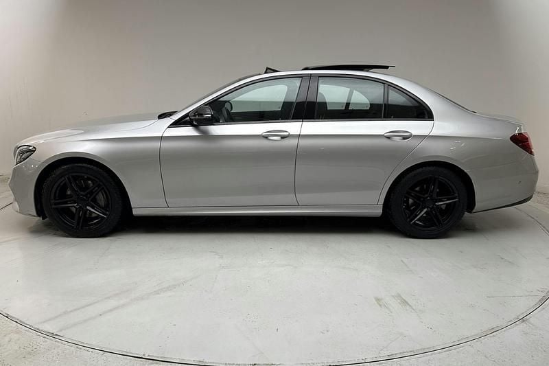Begagnad Mercedes E220 AMG 194 HK (142 kW) 2017 Silver Sedan