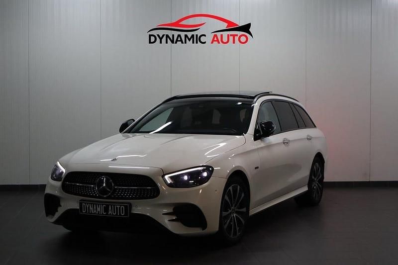 Vit Begagnad 2021 Mercedes E300 AMG Kombi | 289 900 kr (Dyr) - Bild 1/4