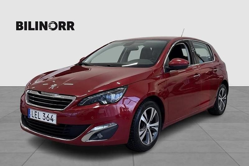 Mörkröd Begagnad 2015 Peugeot 308 Halvkombi | 89 900 kr (Marknadspris) - Bild 1/4