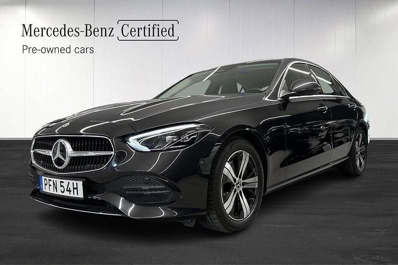 Gråmetallic Begagnad 2023 Mercedes C220 Avantgarde Sedan | 414 900 kr (Superpris) - Bild 1/4