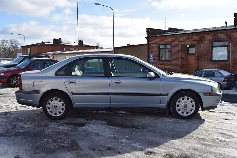 Begagnad Volvo S80 140 HK (102 kW) 2000 Blå Sedan