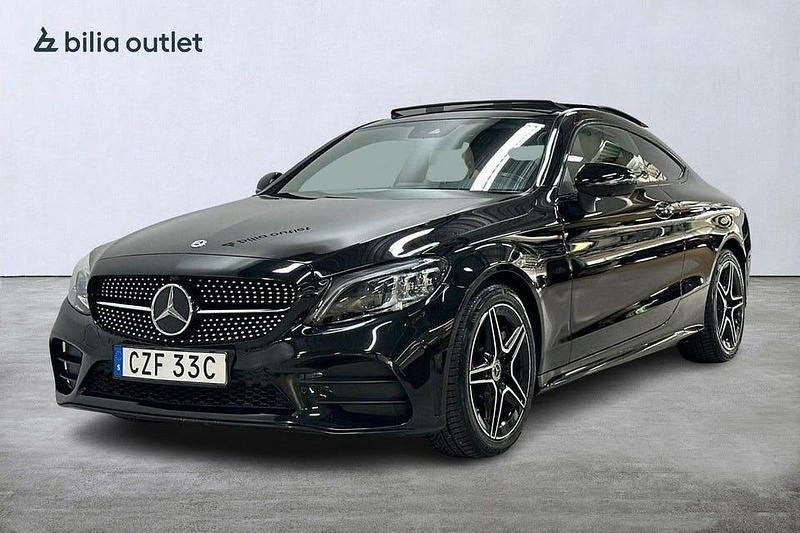 Svart Begagnad 2019 Mercedes C300 AMG Sportkupé | 344 900 kr (Marknadspris) - Bild 1/4
