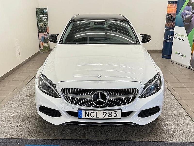 Vit Begagnad 2016 Mercedes C220 Avantgarde Sedan | 179 000 kr (Bra pris) - Bild 1/4