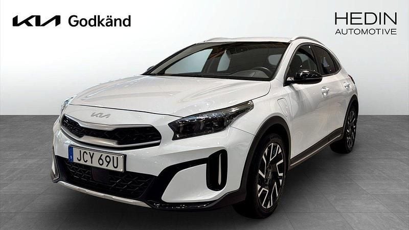 Vit (white) Begagnad 2023 Kia XCeed 2 SUV | 269 900 kr (Bra pris) - Bild 1/4