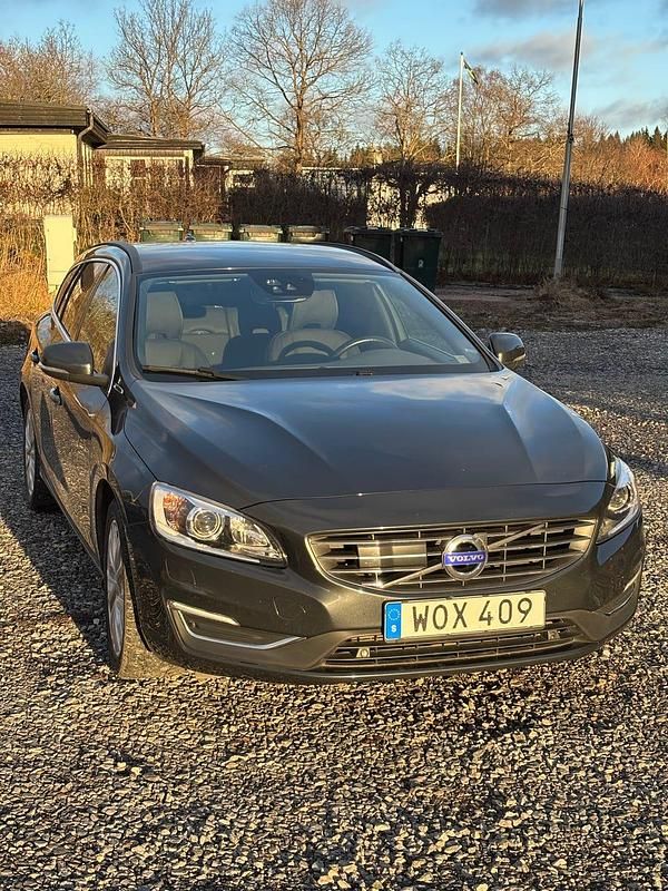 Begagnad Volvo V60 231 HK (169 kW) 2018 Kombi