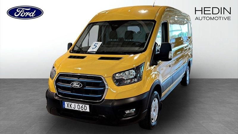 Vit (orange) Ny 2025 Ford Transit Trend Van | 821 000 kr - Bild 1/4