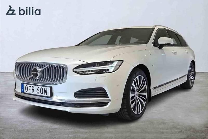 Vit Ny 2025 Volvo V90 Kombi | 554 900 kr (Marknadspris) - Bild 1/1