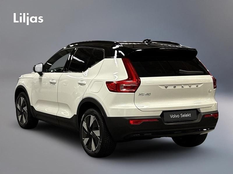 Begagnad Volvo XC40 Single Motor Extended Range 185 kW (252 HK) 2024 Vit SUV