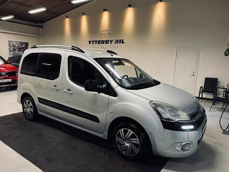 Silver Begagnad 2014 Citroën Berlingo Minibuss | 79 900 kr (Marknadspris) - Bild 1/4