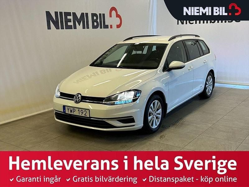 Vit Begagnad 2018 VW Golf VII Kombi | 154 900 kr (Lite dyr) - Bild 1/3