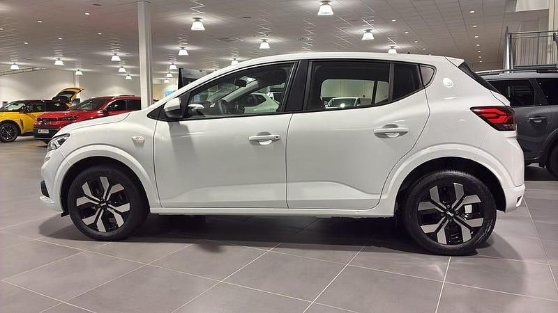 Begagnad Dacia Sandero Expression 91 HK (66 kW) 2025 Vit Halvkombi