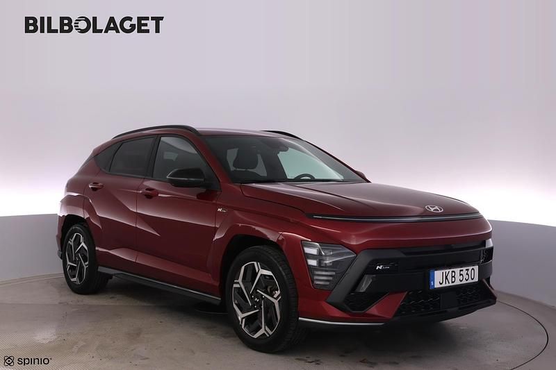 Begagnad Hyundai Kona 143 HK (105 kW) 2023 Röd SUV