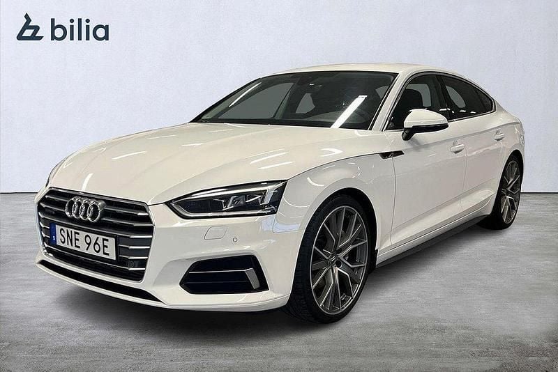 Vit Begagnad 2019 Audi A5 Sportback Halvkombi | 249 900 kr (Bra pris) - Bild 1/4
