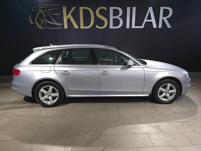 Begagnad Audi A4 S-line plus 150 HK (110 kW) 2014 Silver Kombi