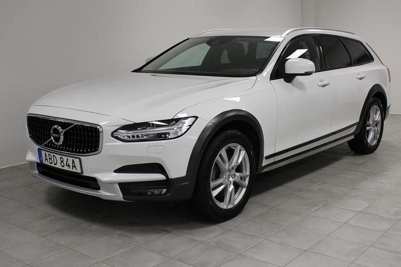 Vit Begagnad 2019 Volvo V90 CC SE Kombi | 270 000 kr (Bra pris) - Bild 1/4