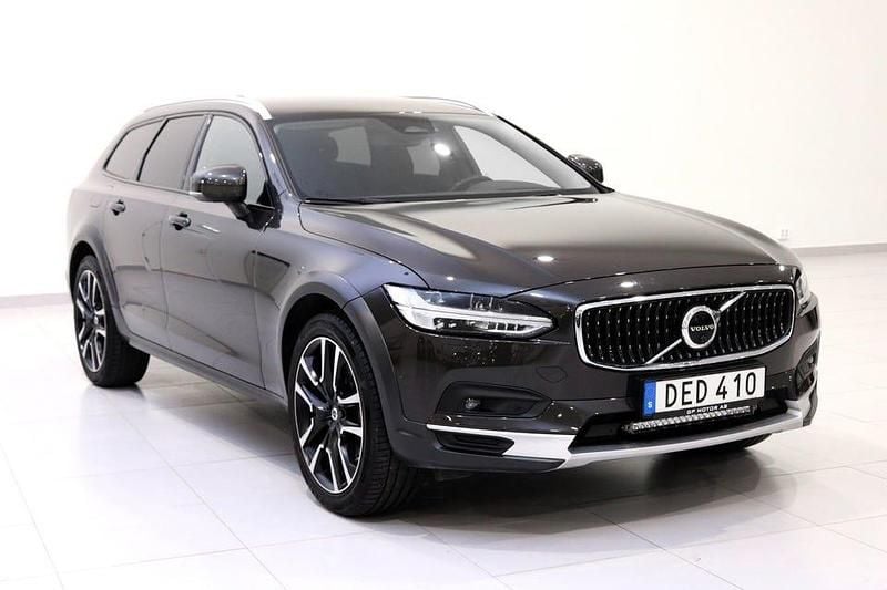 Grå Begagnad 2022 Volvo V90 CC Inscription Kombi | 349 900 kr (Bra pris) - Bild 1/4
