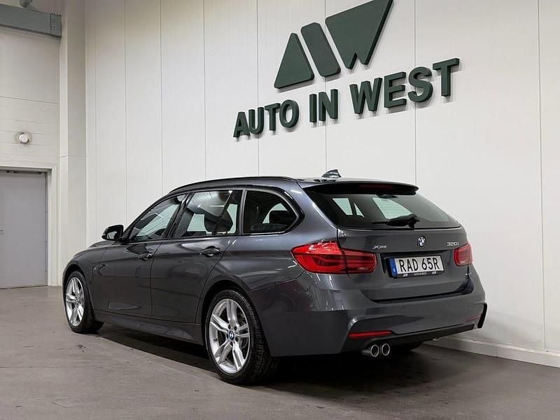 Begagnad BMW 320 M Sport 184 HK (135 kW) 2019 Grå Kombi