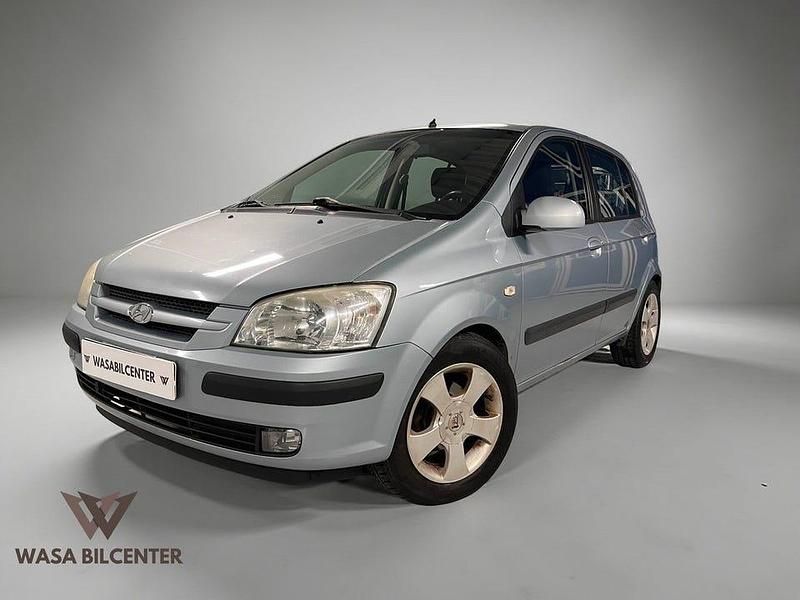 Ljusblå Begagnad 2005 Hyundai Getz Halvkombi | 34 900 kr (Marknadspris) - Bild 1/4
