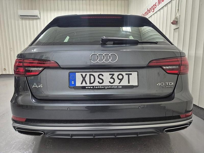 Begagnad Audi A4 S-Line 190 HK (139 kW) 2019 Grå Kombi
