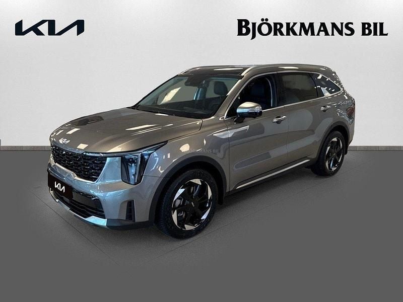Grå Ny 2025 Kia Sorento Advance SUV | 705 900 kr - Bild 1/4