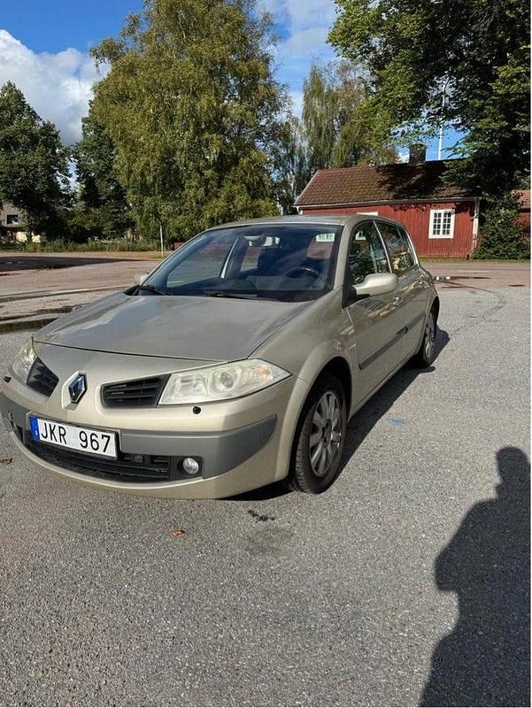 Begagnad 2008 Renault Mégane III Halvkombi | 20 900 kr (Bra pris) - Bild 1/4