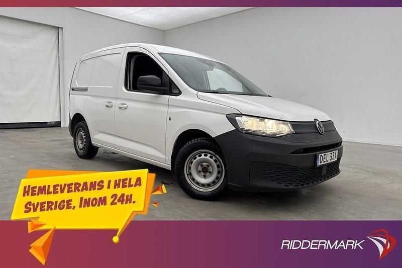 Vit Begagnad 2021 VW Caddy Minibuss | 139 800 kr (Marknadspris) - Bild 1/3