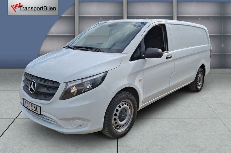 Vit Begagnad 2020 Mercedes Vito Minibuss | 369 000 kr (Dyr) - Bild 1/4
