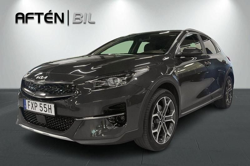 Grå Begagnad 2022 Kia XCeed Advance SUV | 239 800 kr (Bra pris) - Bild 1/3