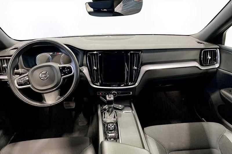 Begagnad Volvo V60 CC SE 192 HK (141 kW) 2019 Silver Kombi