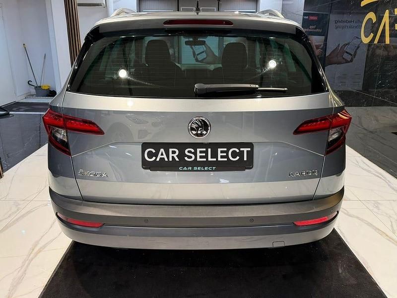 Begagnad Skoda Karoq Business Line 150 HK (110 kW) 2019 Grå SUV