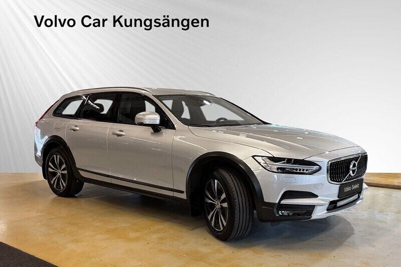 Silver Begagnad 2019 Volvo V90 CC SE Kombi | 349 900 kr (Marknadspris) - Bild 1/3
