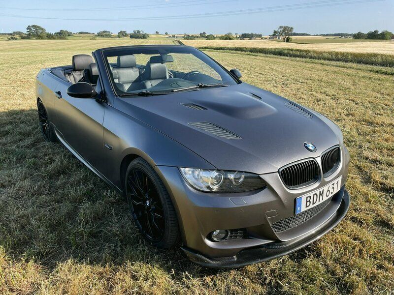 Silver Begagnad 2007 BMW 335 Cabriolet M Sport Cab | 215 000 kr (Lite dyr) - Bild 1/4