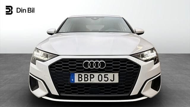 Begagnad Audi A3 Proline 150 HK (110 kW) 2020 Vit Sedan