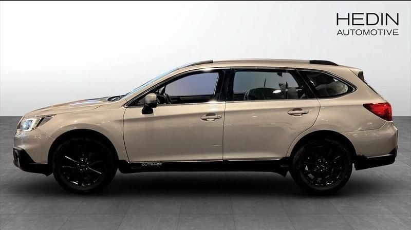 Brun Begagnad 2015 Subaru Outback SUV | 135 000 kr (Marknadspris) - Bild 1/4