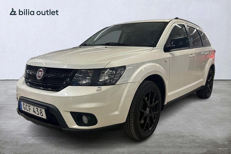 Vit Begagnad 2015 Fiat Freemont SUV | 104 900 kr (Marknadspris) - Bild 1/4