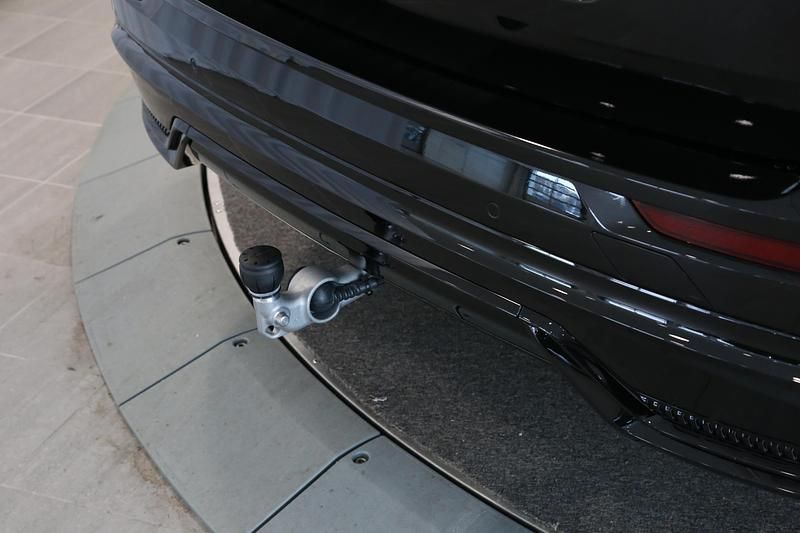 Ny Volvo XC60 2026 Svart SUV