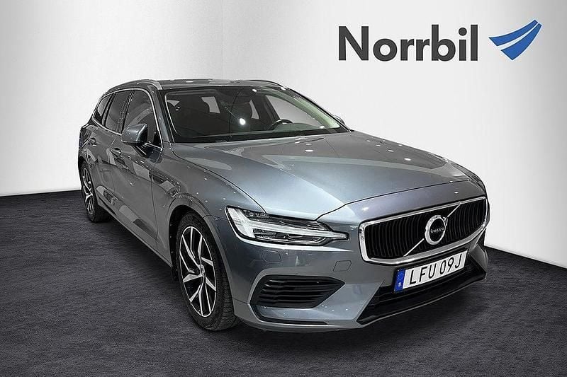 Grå Begagnad 2020 Volvo V60 Kombi | 249 000 kr (Superpris) - Bild 1/4