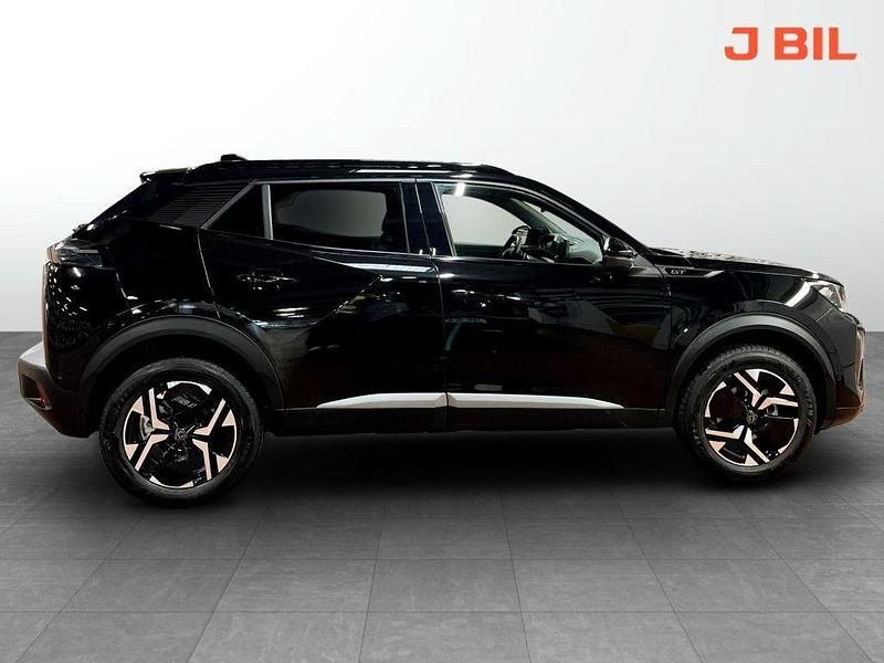 Svart Begagnad 2024 Peugeot 2008 GTi SUV | 259 000 kr (Marknadspris) - Bild 1/4