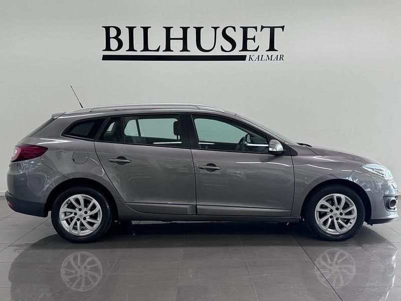 Begagnad Renault Mégane III 110 HK (80 kW) 2014 Grå